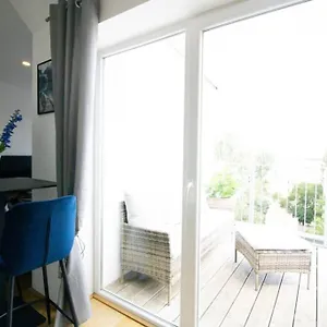 https://sunny-cozy-penthouse-with-balcony-dg4.vienna-besthotels.com