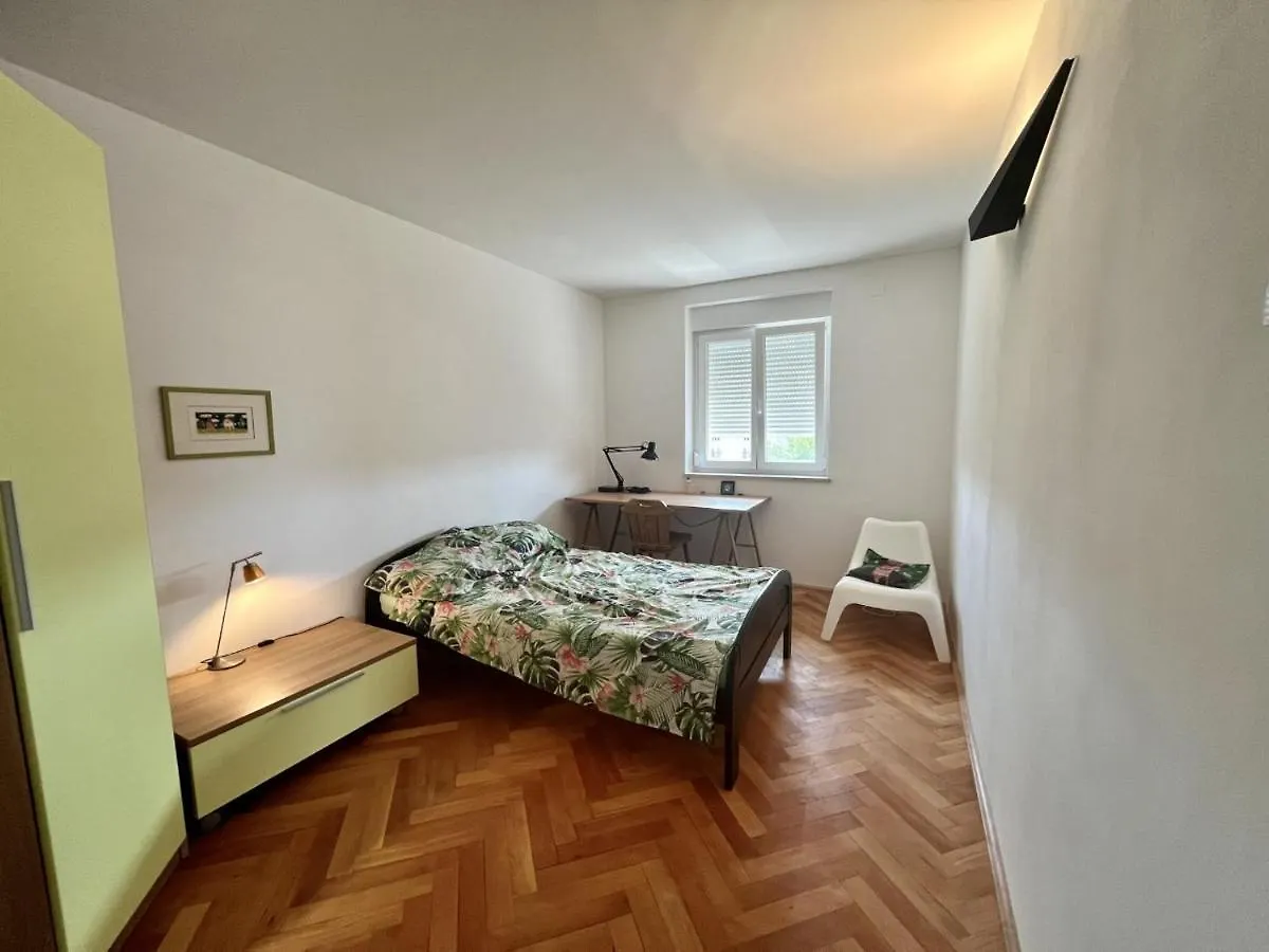Zara Apartment Pula